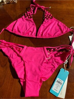 NWT Beach bunny bikini Barbie Ireland L top XL bottoms
